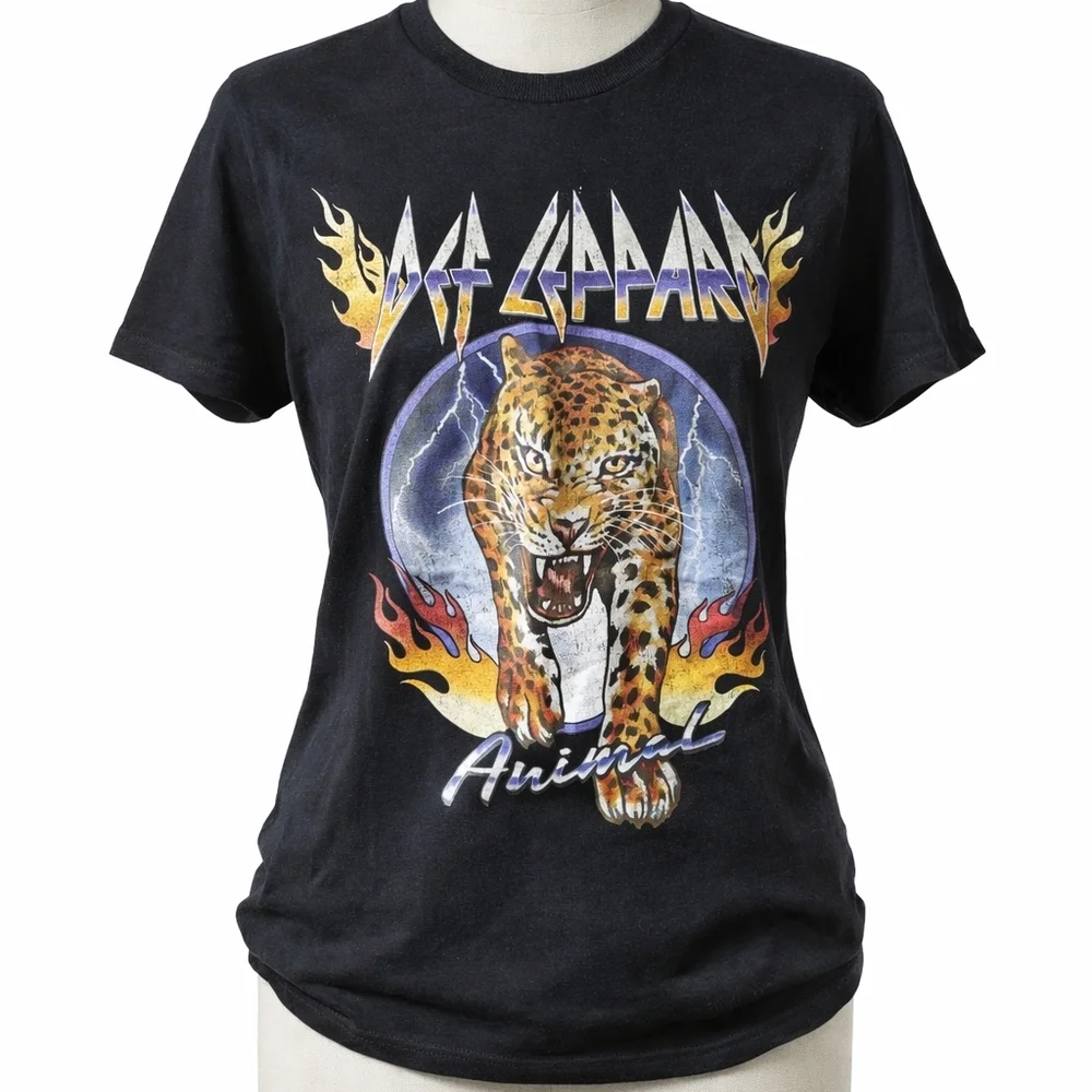 Def Leppard Black 'Animal' Graphic Short Sleeve Tee Size Medium - Picture 1 of 6